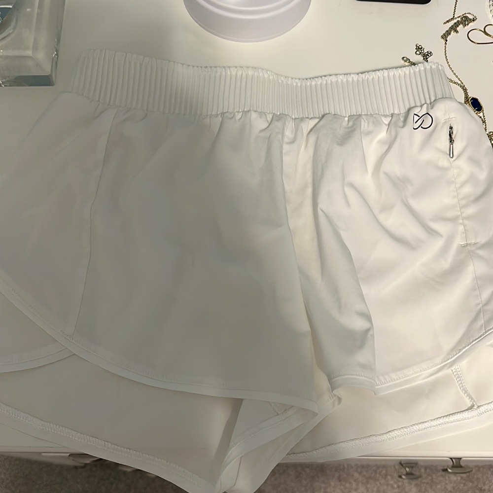 Calia white sports shorts. Size XS. Never worn